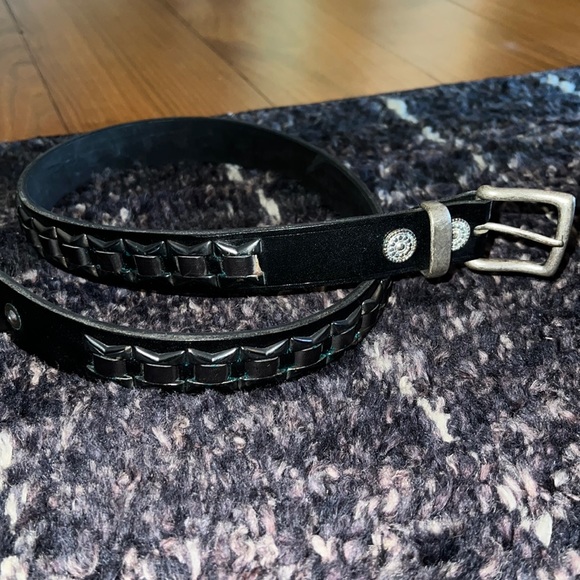 studded leather belt - Picture 1 of 4